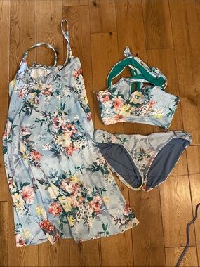 Becca cover up and Bikini set XL - DD